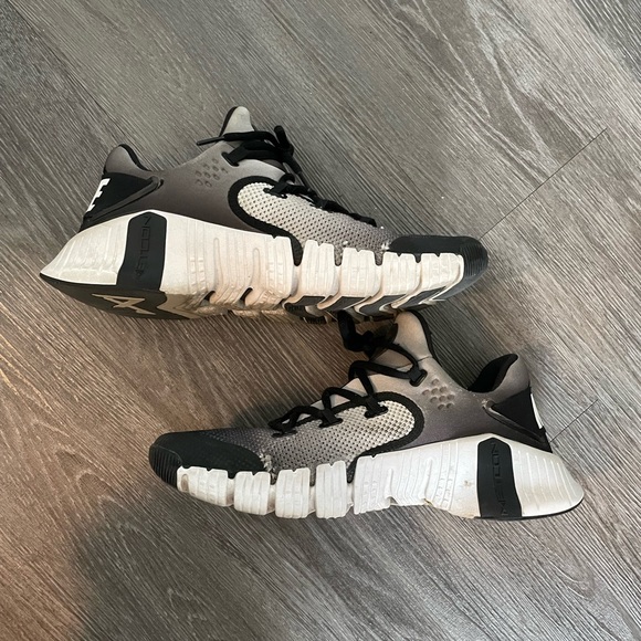 kids orange soccer cleats